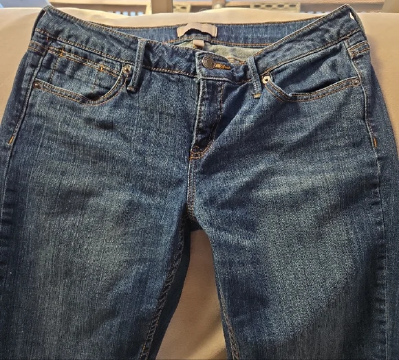 Banana Republic Straight-Leg Jeans in Deep Indigo - Picture 3 of 8